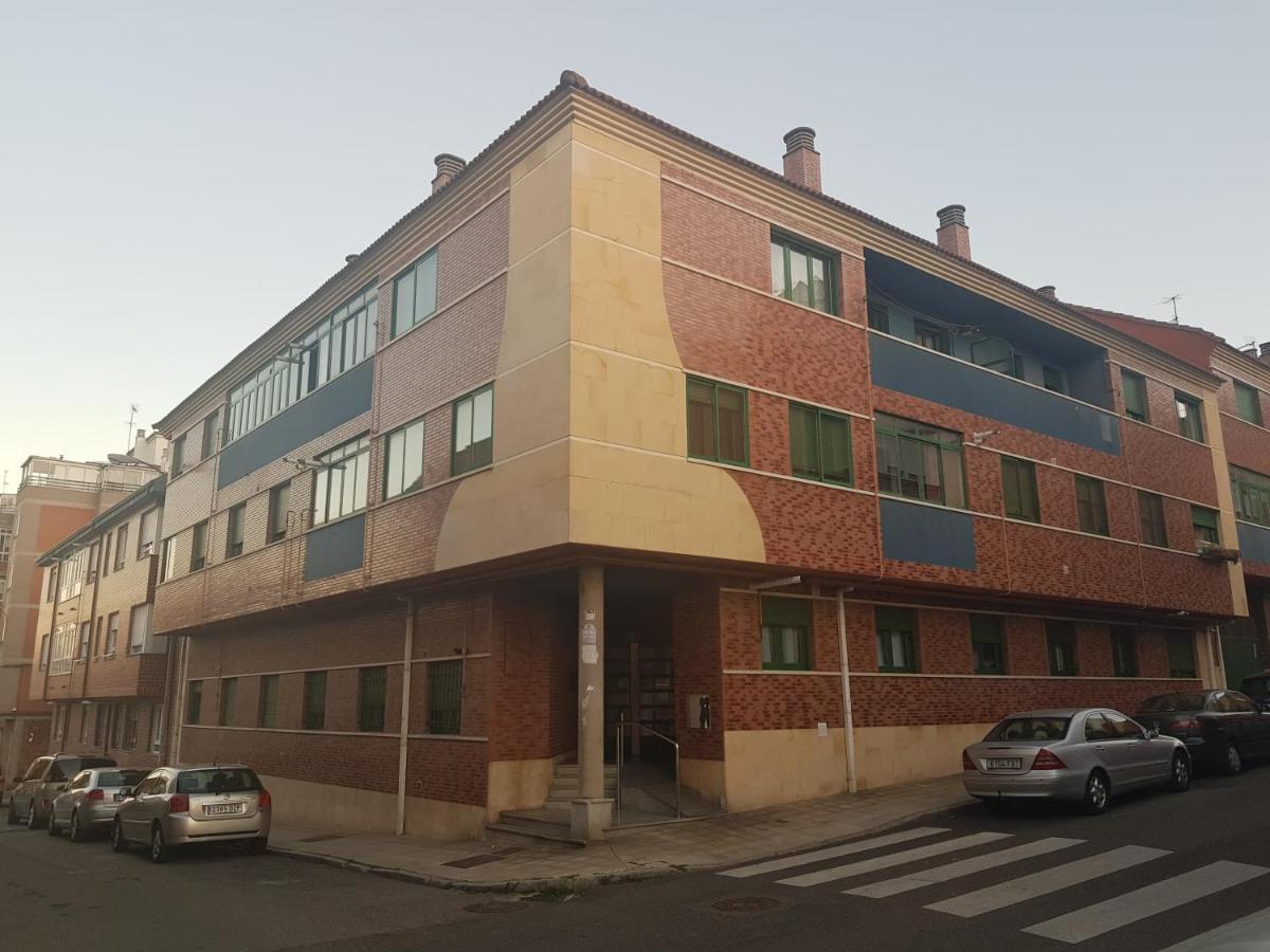 Appartement www Goyahospitales es à León Extérieur photo